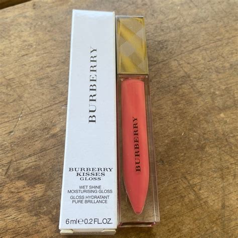 reviews of No. 57 Mallow Pink, a Burberry Burberry Kisses Gloss